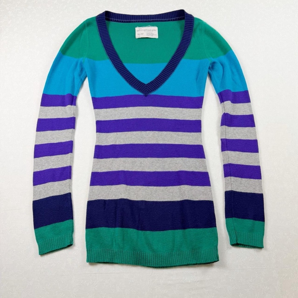 2000's Aeropostale Colorblock Striped V-Neck Sweater — Size XS